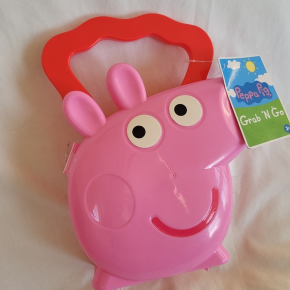 Peppa The Pig Storage box 10" new!! - Picture 2 of 4